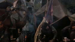 extant_GameOfThrones_2x06-TheOldGodsAndTheNew_4387