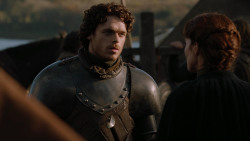 extant_GameOfThrones_2x06-TheOldGodsAndTheNew_4438