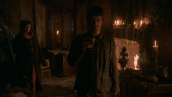 extant_GameOfThrones_2x06-TheOldGodsAndTheNew_4914