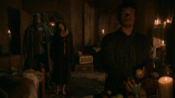 extant_GameOfThrones_2x06-TheOldGodsAndTheNew_4955