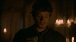 extant_GameOfThrones_2x06-TheOldGodsAndTheNew_4968