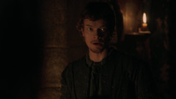 extant_GameOfThrones_2x06-TheOldGodsAndTheNew_5012