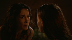 extant_GameOfThrones_2x06-TheOldGodsAndTheNew_5179