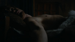 extant_GameOfThrones_2x06-TheOldGodsAndTheNew_5216