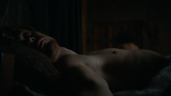 extant_GameOfThrones_2x06-TheOldGodsAndTheNew_5247