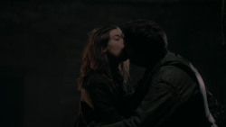 extant_GameOfThrones_2x06-TheOldGodsAndTheNew_5321