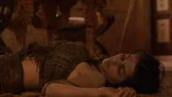 extant_GameOfThrones_2x06-TheOldGodsAndTheNew_5520