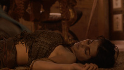 extant_GameOfThrones_2x06-TheOldGodsAndTheNew_5521