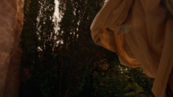 extant_GameOfThrones_2x06-TheOldGodsAndTheNew_5557