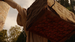 extant_GameOfThrones_2x06-TheOldGodsAndTheNew_5561