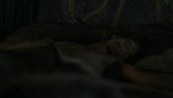 extant_GameOfThrones_2x07-AManWithoutHonor_0009