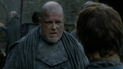 extant_GameOfThrones_2x07-AManWithoutHonor_0036
