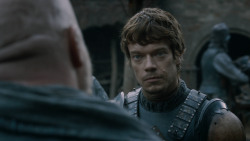 extant_GameOfThrones_2x07-AManWithoutHonor_0042