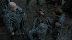 extant_GameOfThrones_2x07-AManWithoutHonor_0048