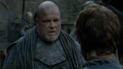 extant_GameOfThrones_2x07-AManWithoutHonor_0057