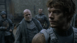 extant_GameOfThrones_2x07-AManWithoutHonor_0074