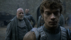 extant_GameOfThrones_2x07-AManWithoutHonor_0081