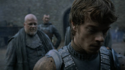 extant_GameOfThrones_2x07-AManWithoutHonor_0086