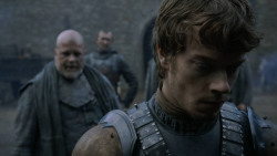 extant_GameOfThrones_2x07-AManWithoutHonor_0087