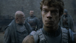 extant_GameOfThrones_2x07-AManWithoutHonor_0096