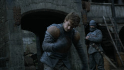 extant_GameOfThrones_2x07-AManWithoutHonor_0102