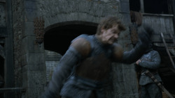 extant_GameOfThrones_2x07-AManWithoutHonor_0104