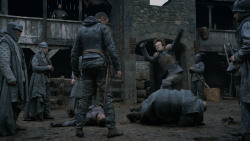extant_GameOfThrones_2x07-AManWithoutHonor_0108