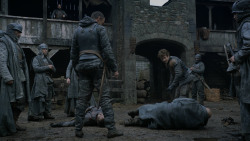 extant_GameOfThrones_2x07-AManWithoutHonor_0109
