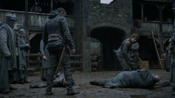 extant_GameOfThrones_2x07-AManWithoutHonor_0116