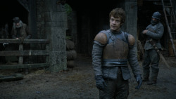 extant_GameOfThrones_2x07-AManWithoutHonor_0125
