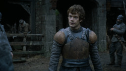 extant_GameOfThrones_2x07-AManWithoutHonor_0129