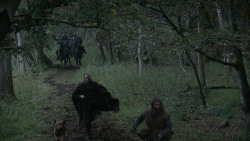 extant_GameOfThrones_2x07-AManWithoutHonor_0142
