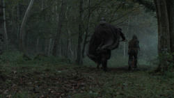 extant_GameOfThrones_2x07-AManWithoutHonor_0153