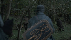 extant_GameOfThrones_2x07-AManWithoutHonor_0167