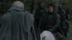 extant_GameOfThrones_2x07-AManWithoutHonor_0192