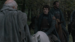 extant_GameOfThrones_2x07-AManWithoutHonor_0232