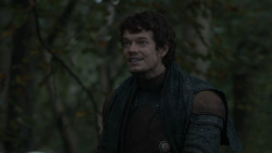 extant_GameOfThrones_2x07-AManWithoutHonor_0240
