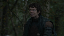 extant_GameOfThrones_2x07-AManWithoutHonor_0241
