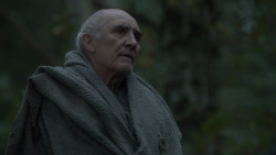 extant_GameOfThrones_2x07-AManWithoutHonor_0245