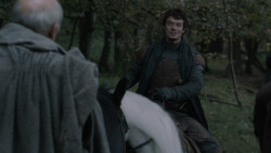 extant_GameOfThrones_2x07-AManWithoutHonor_0273