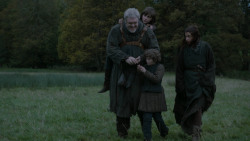 extant_GameOfThrones_2x07-AManWithoutHonor_0308