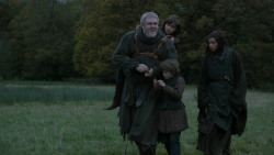 extant_GameOfThrones_2x07-AManWithoutHonor_0309