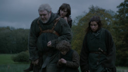 extant_GameOfThrones_2x07-AManWithoutHonor_0320