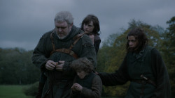 extant_GameOfThrones_2x07-AManWithoutHonor_0323