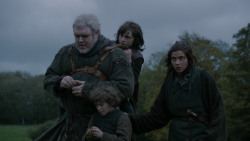 extant_GameOfThrones_2x07-AManWithoutHonor_0324