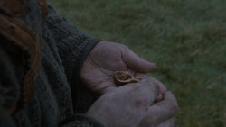 extant_GameOfThrones_2x07-AManWithoutHonor_0329
