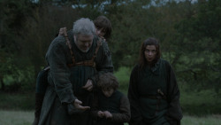 extant_GameOfThrones_2x07-AManWithoutHonor_0330