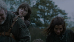 extant_GameOfThrones_2x07-AManWithoutHonor_0342