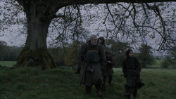 extant_GameOfThrones_2x07-AManWithoutHonor_0348