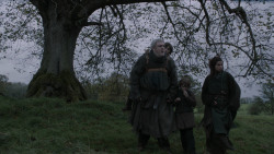 extant_GameOfThrones_2x07-AManWithoutHonor_0350